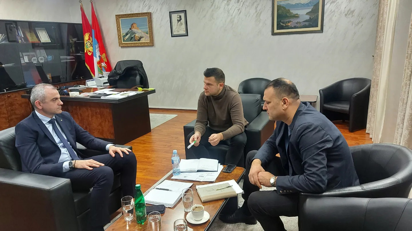 Predsjednik Opštine Zeta održao radni sastanak sa direktorom Zavoda za HMP Crne Gore i njegovim saradnicima
